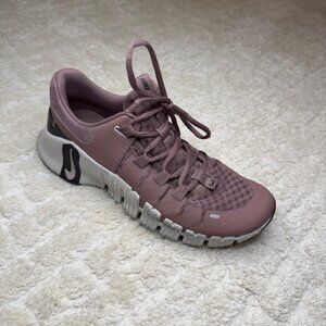 Nike Women's Free Metcon 5 Workout Shoes